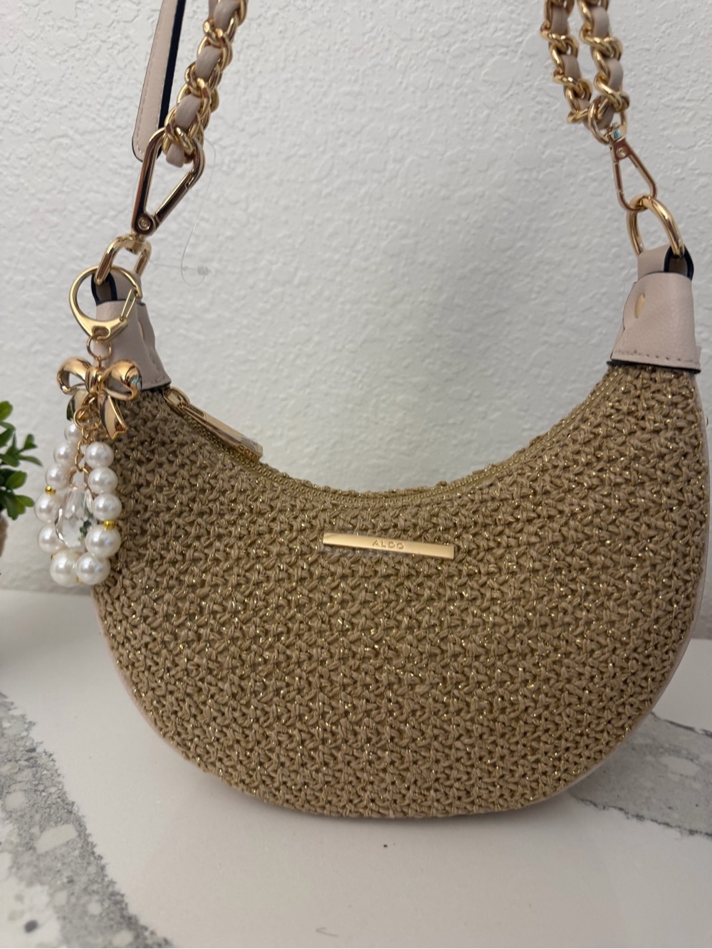 ALDO Woven Shoulder Bag with Pearl Charm NWT - Picture 3 of 6